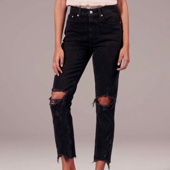 Abercrombie & Fitch Denim - Abercrombie and Fitch High Rise Mom Jeans 32 / 14